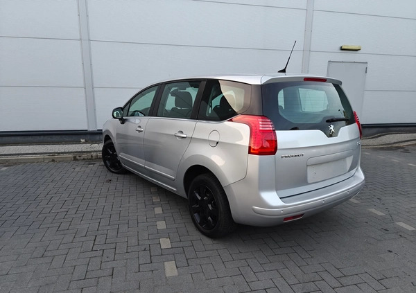 Peugeot 5008 cena 18900 przebieg: 217300, rok produkcji 2011 z Ustka małe 562